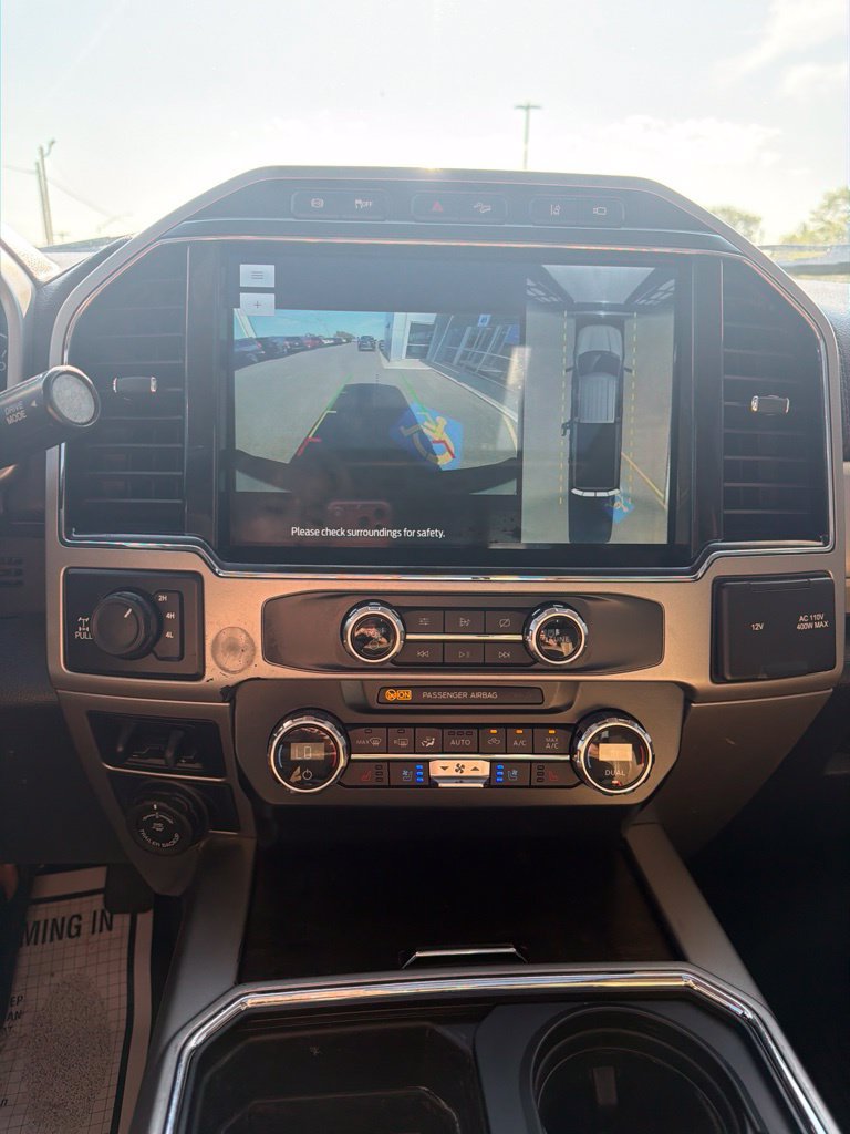 Used 2022 Ford F350 Lariat w/ Lariat Value Package AWD/4WD image 23