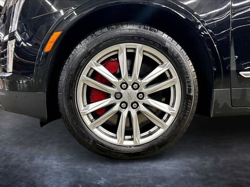 Certified 2024 Cadillac XT5 Sportv w/ LPO, Floor Liner Package AWD/4WD image 34