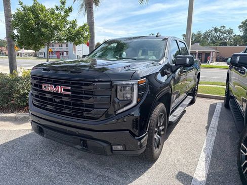Used 2026 GMC Sierra 1500 Elevation w/ Elevation Premium Package AWD/4WD image 2