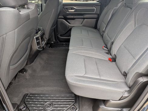 Used 2021 RAM 1500 Big Horn image 22