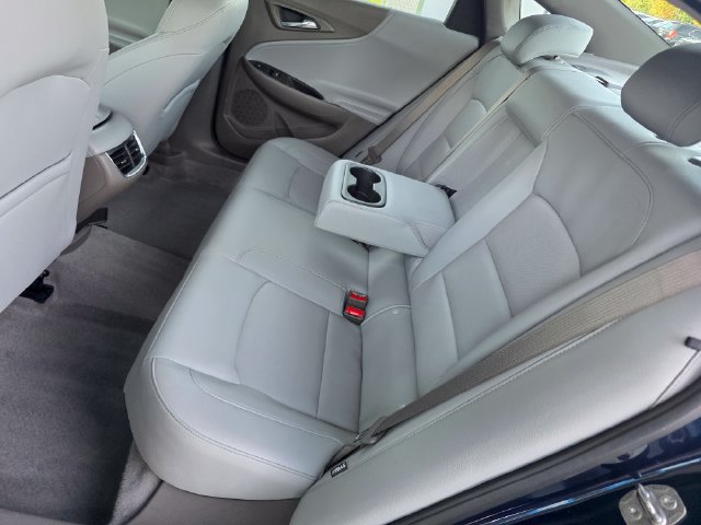 Used 2019 Chevrolet Malibu Premier w/ Sun and Wheel Package FWD image 22