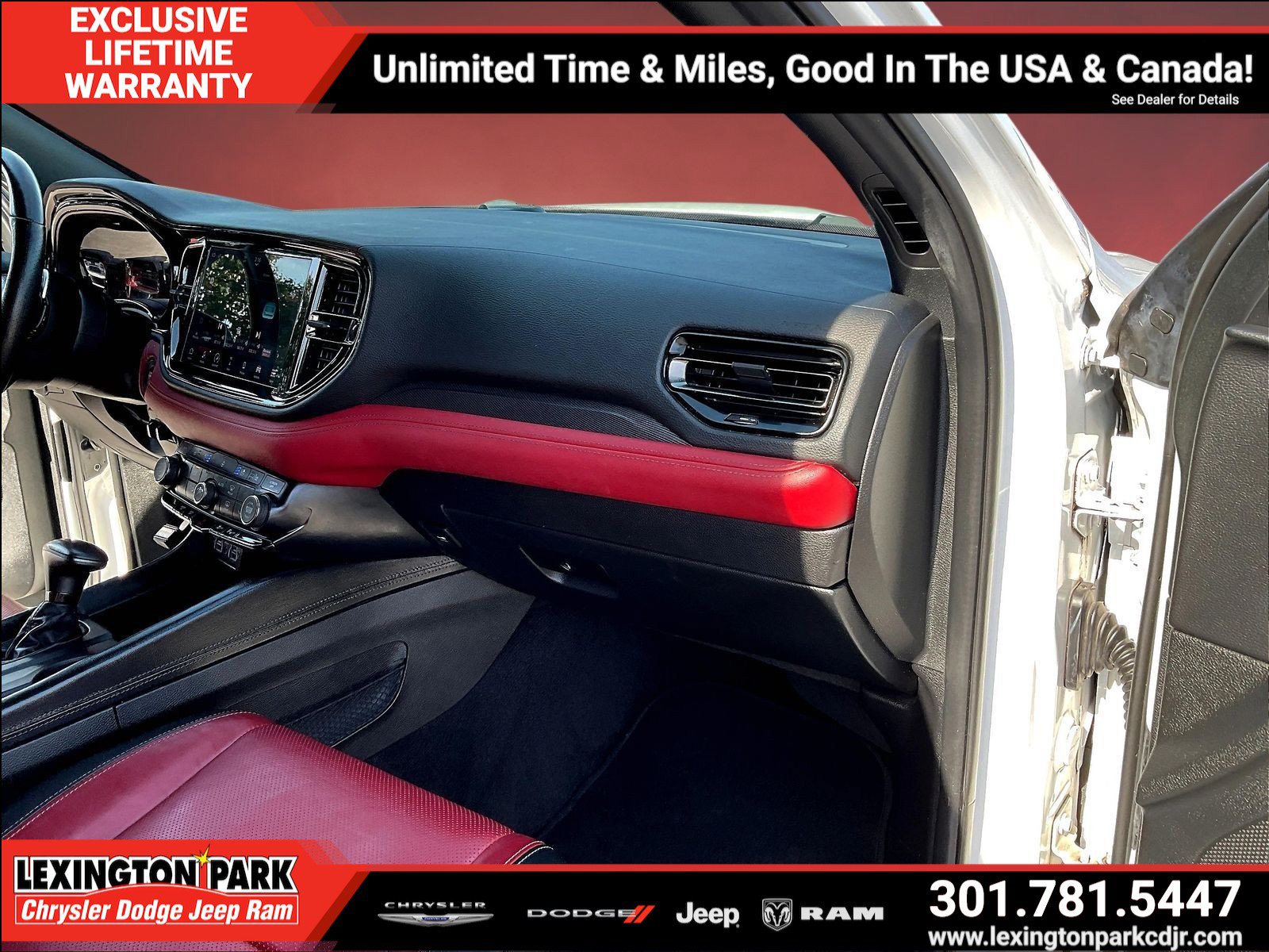 Used 2022 Dodge Durango R/T w/ Blacktop Package AWD/4WD image 26