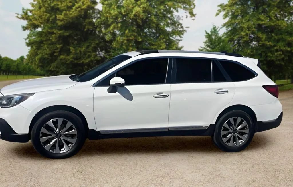 Used 2019 Subaru Outback 3.6R Touring w/ Popular Package #3A AWD/4WD image 5