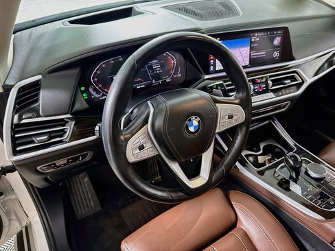 Used 2021 BMW X7 xDrive40i w/ Premium Package AWD/4WD image 25