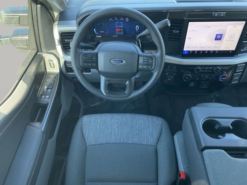 New 2026 Ford F250 XLT w/ XLT Premium Package AWD/4WD image 14