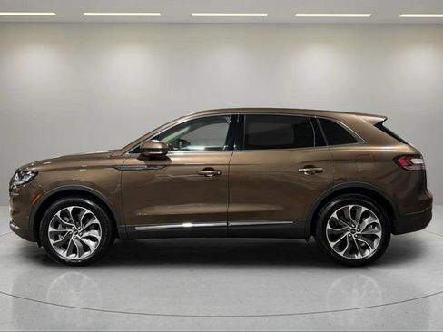 Certified 2022 Lincoln Nautilus Reserve AWD/4WD image 18
