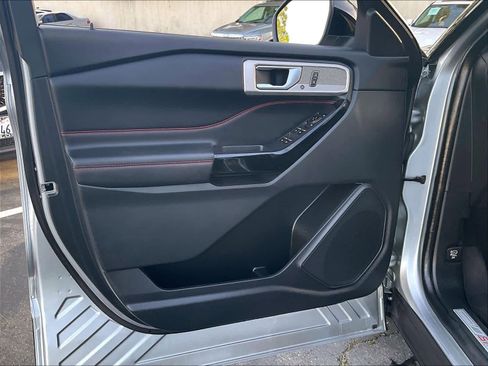 Used 2023 Ford Explorer ST-Line w/ Class IV Trailer Tow Package image 24