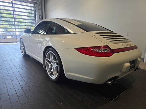 Used 2011 Porsche 911 Targa 4S AWD/4WD image 3