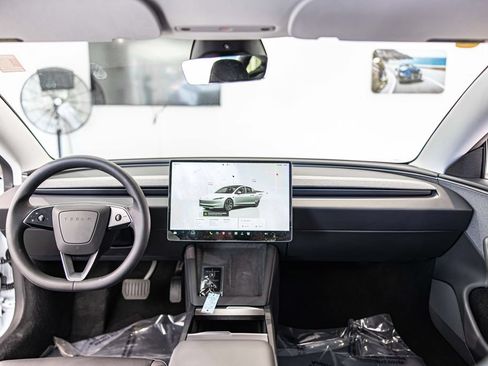 Used 2026 Tesla Model 3 RWD image 31