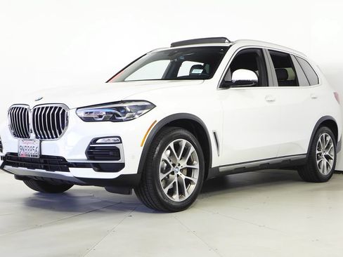 Used 2021 BMW X5 xDrive40i w/ Convenience Package AWD/4WD image 2