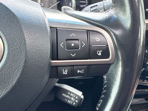 Used 2017 Lexus LX 570 4WD w/ Luxury Package image 22