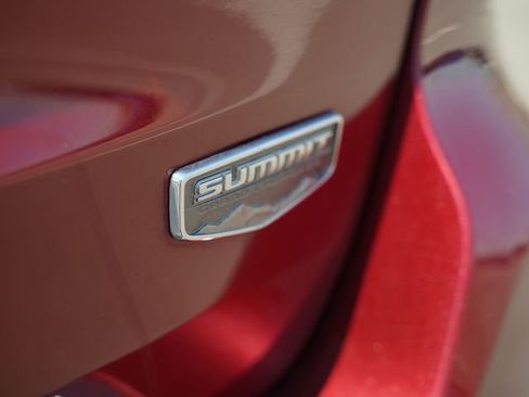 Used 2015 Jeep Grand Cherokee Summit AWD/4WD image 41