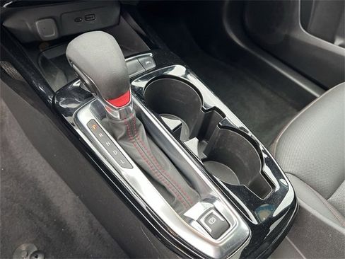 Certified 2024 Chevrolet Trax RS w/ Sunroof Package image 19