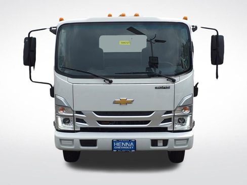 New 2025 Chevrolet Low Cab Forward 5500XG RWD image 2