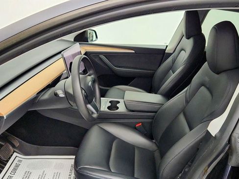 Used 2024 Tesla Model Y Long Range AWD/4WD image 23