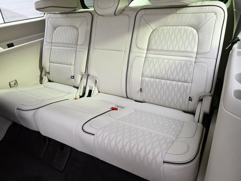 Used 2022 Lincoln Navigator Black Label AWD/4WD image 22