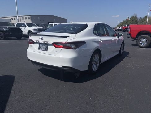Used 2023 Toyota Camry LE image 4
