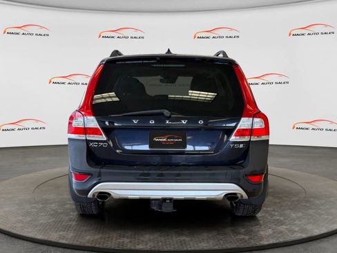 Used 2016 Volvo XC70 T5 Premier w/ Proximity Package image 7