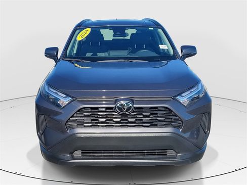 Used 2024 Toyota RAV4 XLE w/ Convenience Package image 2