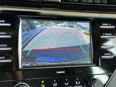 Used 2020 Toyota Camry LE FWD image 18
