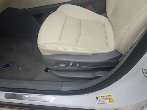 Used 2021 Cadillac XT6 Premium Luxury FWD image 8