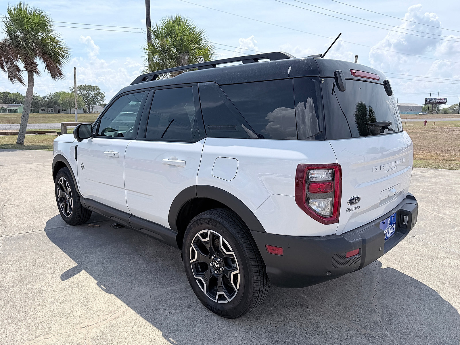 Used 2025 Ford Bronco Sport Outer Banks w/ Outer Banks Tech Package+ AWD/4WD image 5