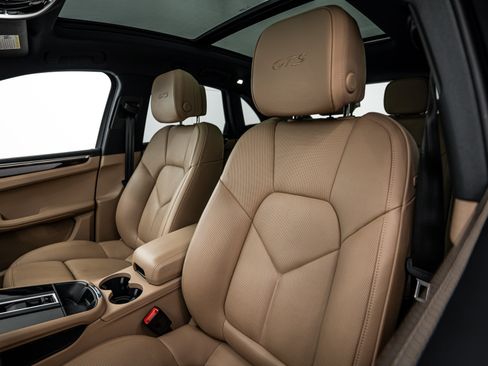 Certified 2022 Porsche Macan GTS AWD/4WD image 22