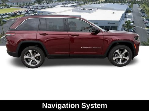 New 2026 Jeep Grand Cherokee Limited w/ Luxury Tech Group II RWD image 3