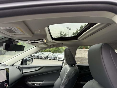 Used 2025 Lexus NX 350 AWD w/ Cold Area Package image 21