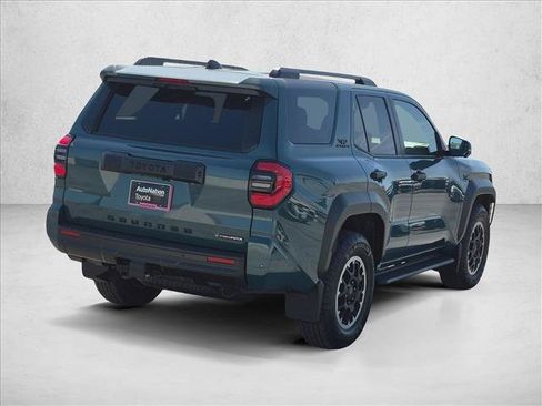 Used 2025 Toyota 4Runner TRD Off-Road Premium AWD/4WD image 5