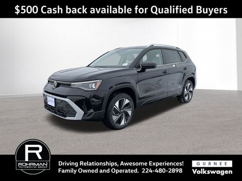 New 2026 Volkswagen Taos SE image 1