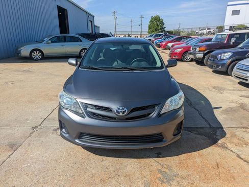 Used 2013 Toyota Corolla L FWD image 2