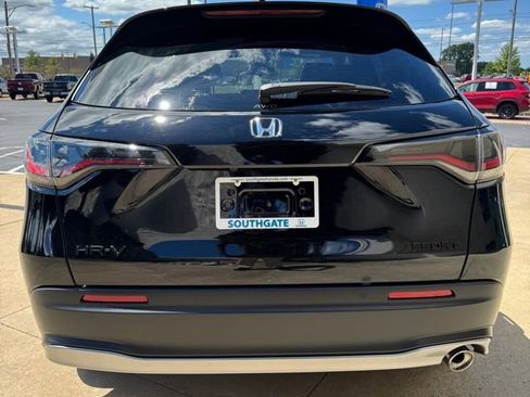 New 2026 Honda HR-V Sport image 4
