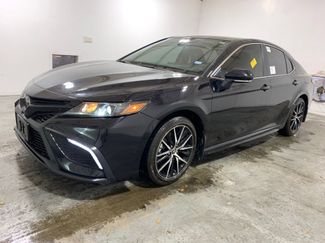 Used 2024 Toyota Camry SE FWD video 1