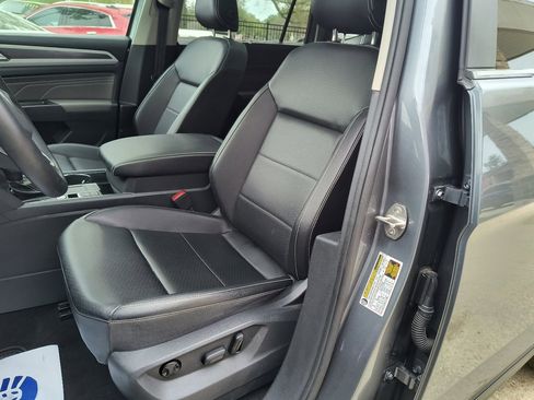 Used 2022 Volkswagen Atlas SE image 17