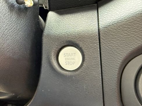 Used 2022 Nissan Frontier Pro-X w/ Technology Package image 21