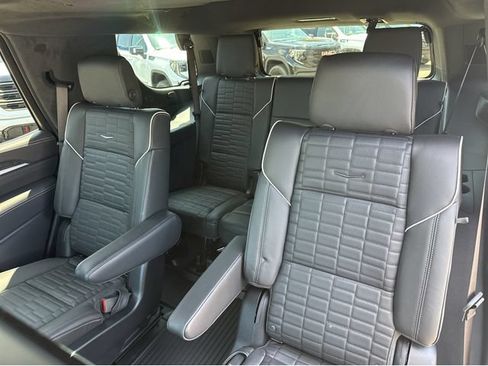 New 2026 Cadillac Escalade V w/ LPO, ONYX Package AWD/4WD image 27