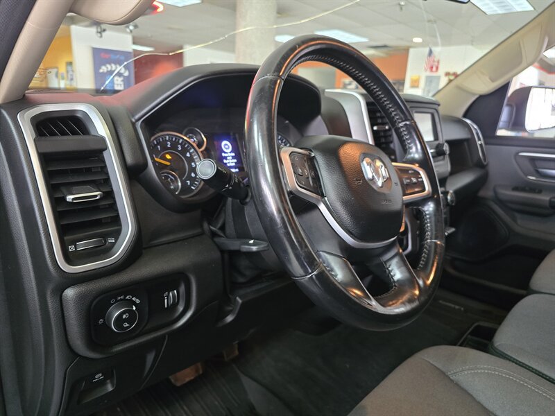 Used 2020 RAM 1500 Big Horn AWD/4WD image 8