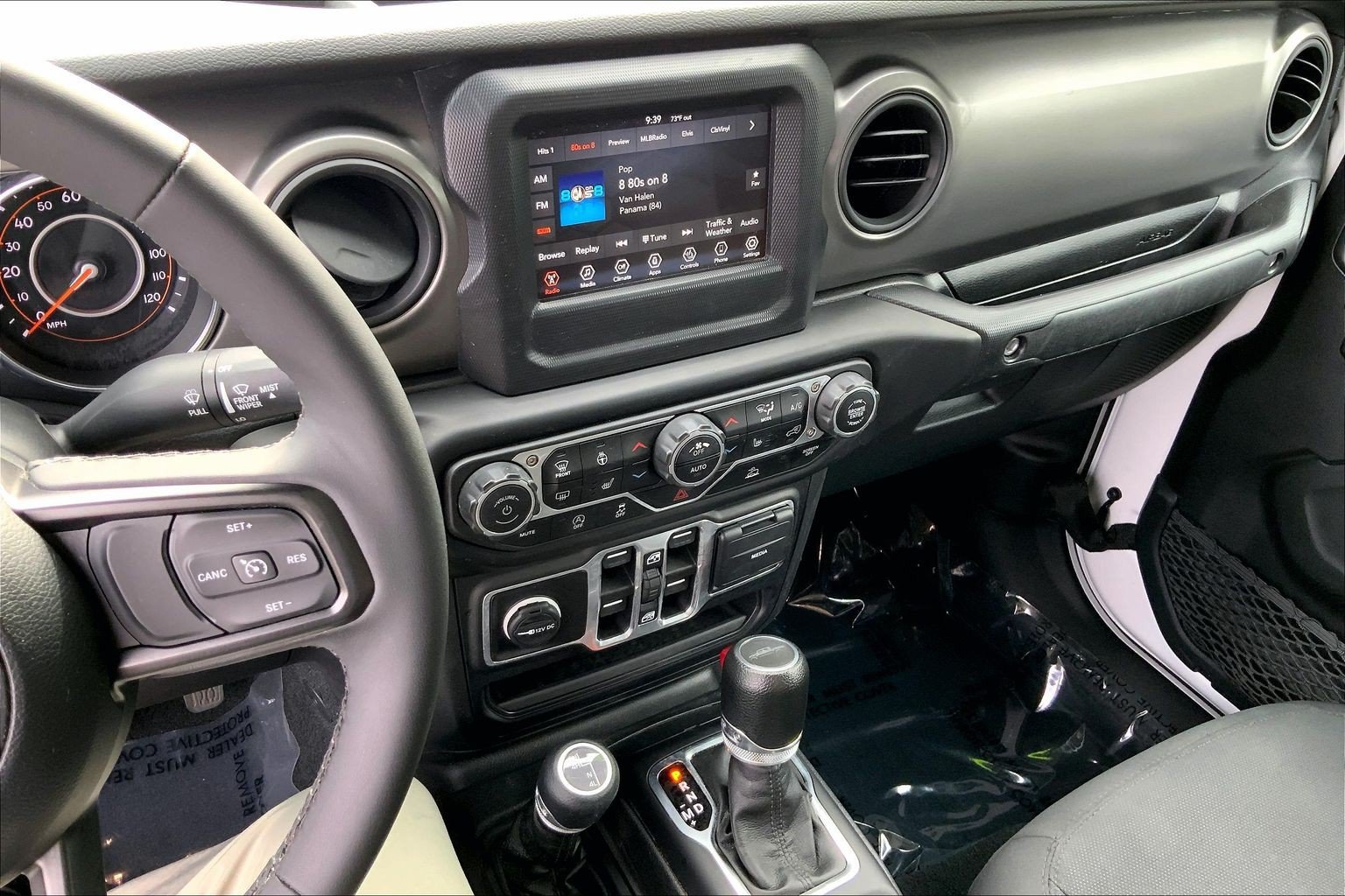 Certified 2023 Jeep Gladiator Overland AWD/4WD image 6