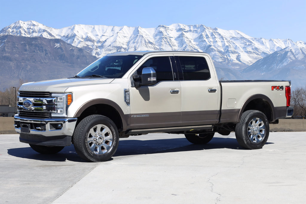 Used 2017 Ford F250 King Ranch w/ King Ranch Ultimate Package AWD/4WD image 2