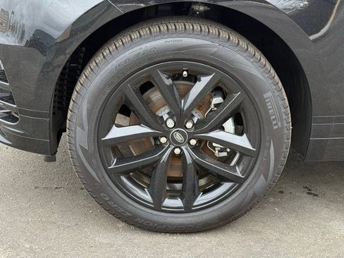 Used 2025 Land Rover Range Rover Velar Dynamic SE image 10