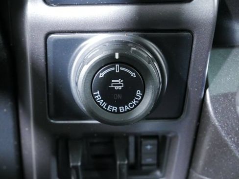 Used 2020 Ford F150 XLT w/ Equipment Group 302A Luxury AWD/4WD image 29