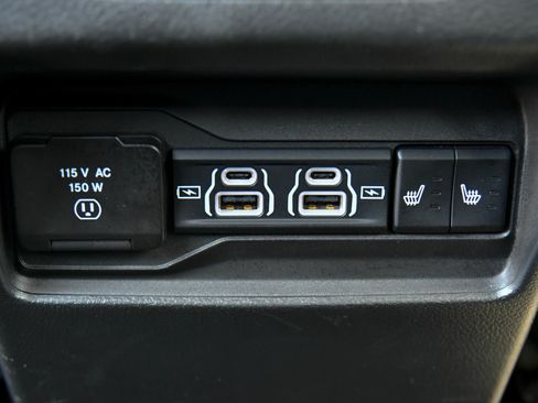 Used 2023 Jeep Grand Cherokee 30th Anniversary AWD/4WD image 51