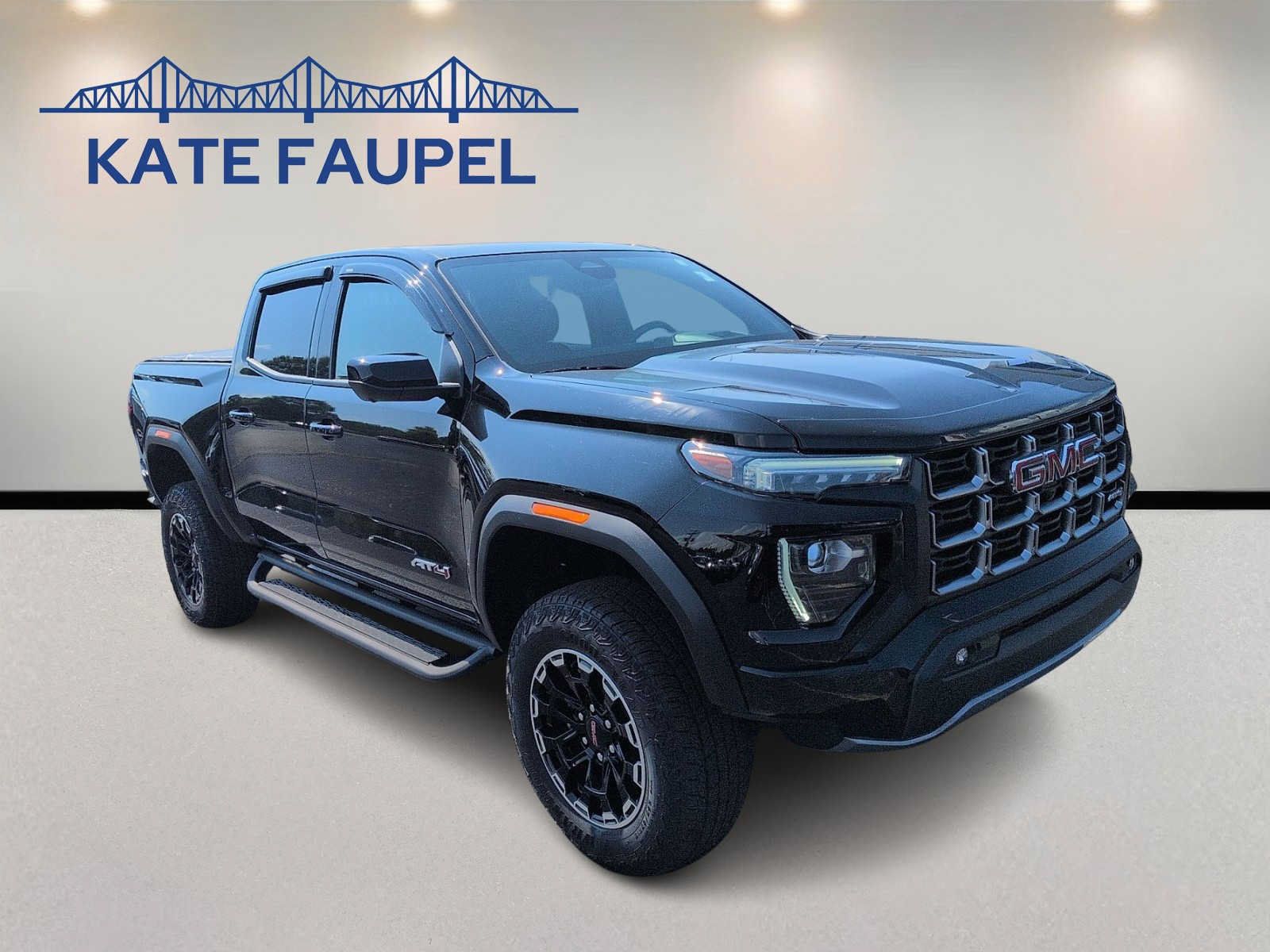 Used 2026 GMC Canyon AT4 w/ Technology Plus Package AWD/4WD image 1