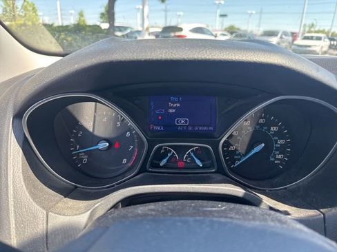 Used 2013 Ford Focus SE w/ SE Winter Pkg FWD image 10