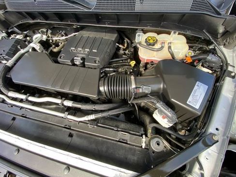 Used 2020 Chevrolet Silverado 1500 Custom w/ Custom 2.7L Value Package image 31