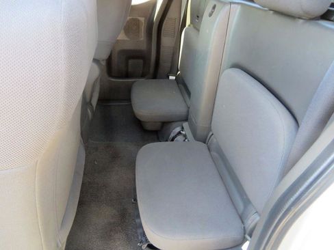 Used 2007 Nissan Frontier XE w/ Preferred Pkg image 20