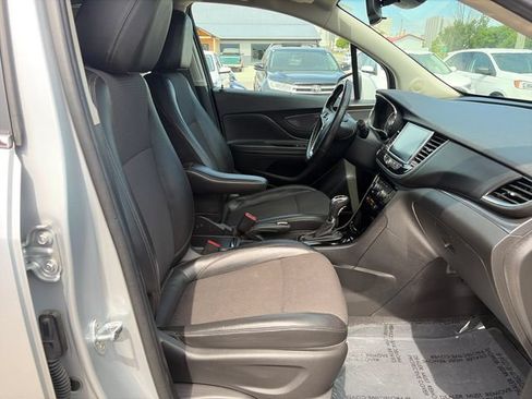 Used 2020 Buick Encore Sport Touring AWD/4WD image 23