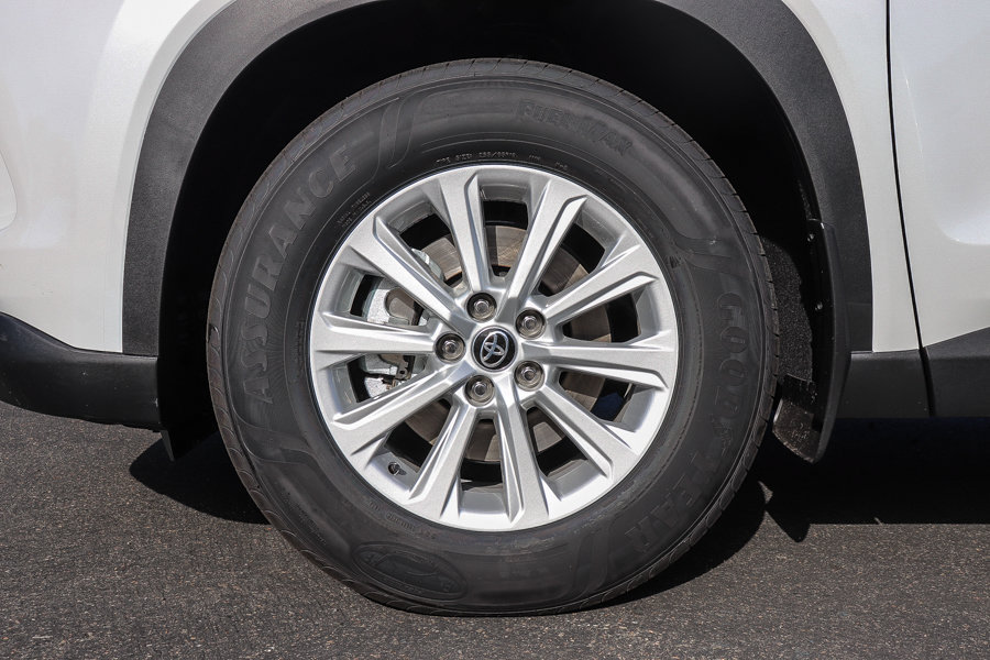 New 2026 Toyota Grand Highlander XLE FWD image 11