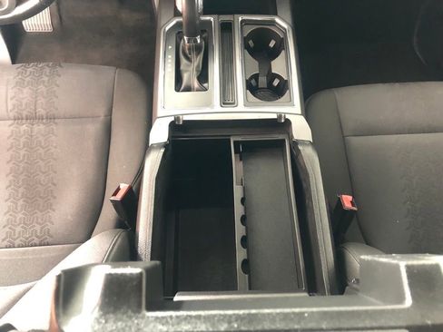 Used 2019 Ford F150 XLT w/ Equipment Group 302A Luxury AWD/4WD image 22